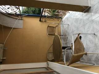 Гостиница Guest House Belaya Nevestochka Геленджик Трехместный номер с лоджией-2
